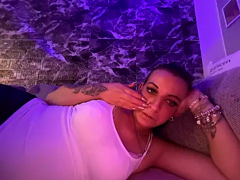 Snapshot of SpicyJenny chatting on 11, 3, 2026 SpicyJenny online show from 11, 3, 2026