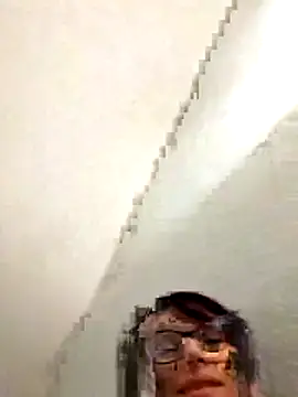 Tits Mcgeegee online show from 17, 3, 2026