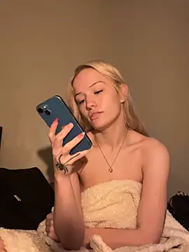 Snapshot of kaci_brooke chatting on 12, 4, 2026 kaci brooke online show from 12, 4, 2026