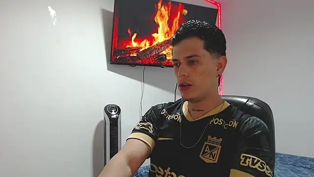 Snapshot of JUAN_CAMILOXXX chatting on 31, 3, 2026 JUAN CAMILOXXX online show from 31, 3, 2026