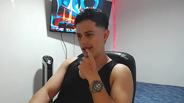 Snapshot of JUAN_CAMILOXXX chatting on 13, 5, 2026 JUAN CAMILOXXX online show from 13, 5, 2026