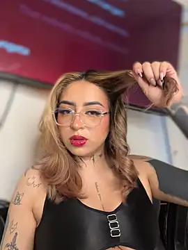 CarolQueen1  online show from 27, 6, 2026