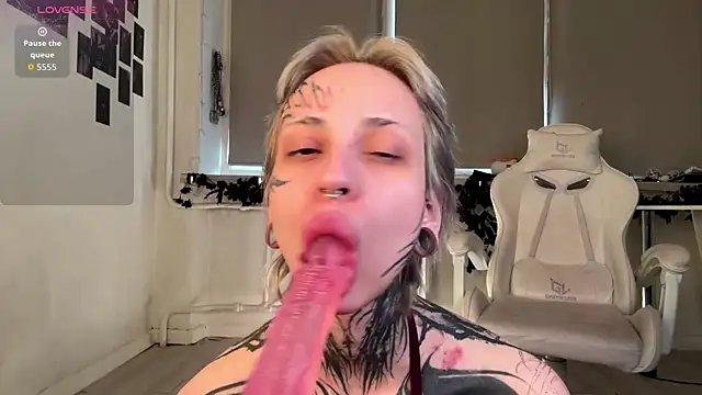 KizzieSherbert online show from 10, 5, 2026