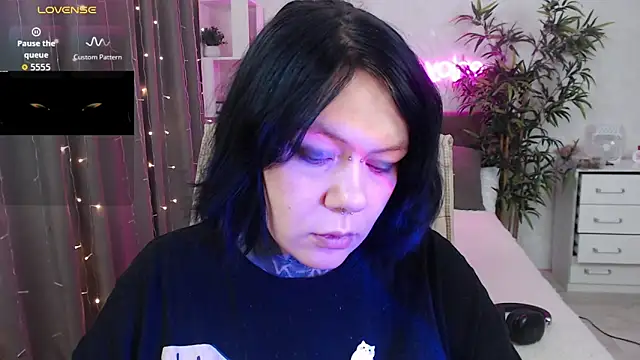 Snapshot of Qwerty_Anna_Lbo chatting on 10, 3, 2026 Qwerty Anna Lbo online show from 10, 3, 2026