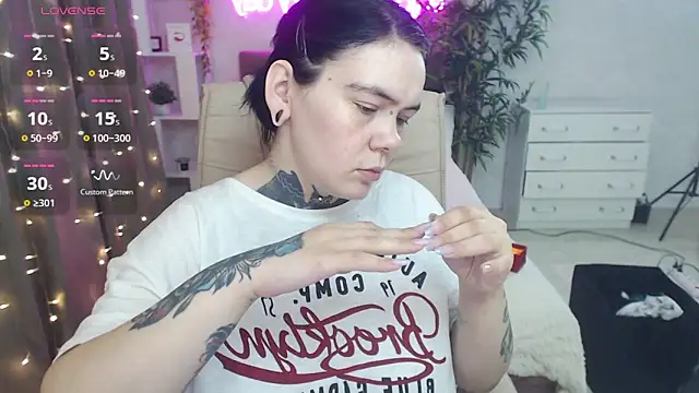 Snapshot of Qwerty_Anna_Lbo chatting on 16, 3, 2026 Qwerty Anna Lbo online show from 16, 3, 2026