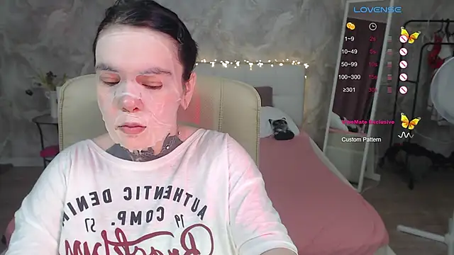 Snapshot of Qwerty_Anna_Lbo chatting on 20, 3, 2026 Qwerty Anna Lbo online show from 20, 3, 2026