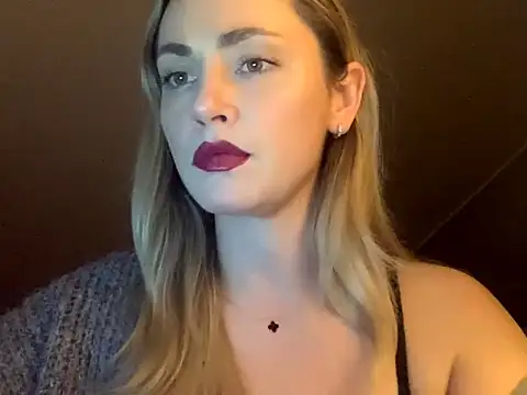 ScarlettSensitive online show from 16, 3, 2026