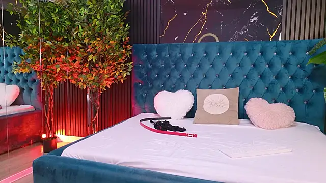 EllieKnights online show from 24, 3, 2026