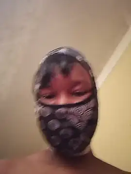 Smoothie010307 online show from 24, 3, 2026