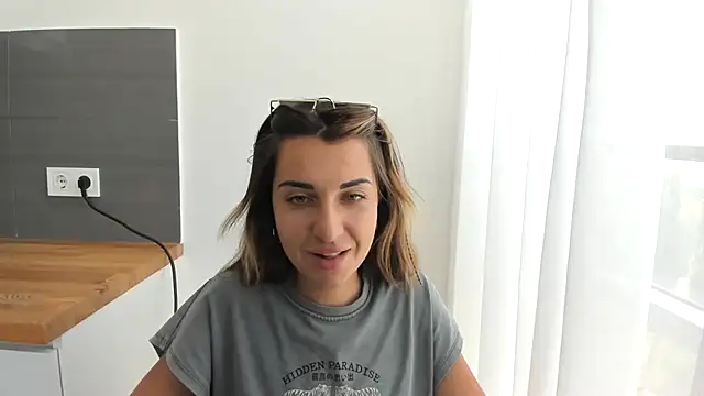 summmmersky1 online show from 23, 6, 2026