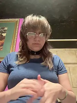 Snapshot of wolfie_wuf chatting on 10, 3, 2026 wolfie wuf online show from 10, 3, 2026