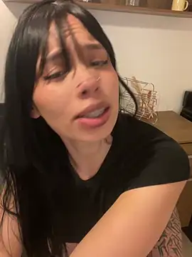 Queen Chanel XXX online show from 29, 4, 2026