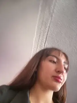 Nahomy Pink online show from 17, 3, 2026