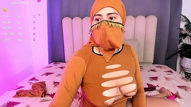 Snapshot of bahiya_aziz chatting on 18, 6, 2026 bahiya aziz online show from 18, 6, 2026