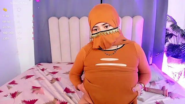 Snapshot of bahiya_aziz chatting on 22, 6, 2026 bahiya aziz online show from 22, 6, 2026
