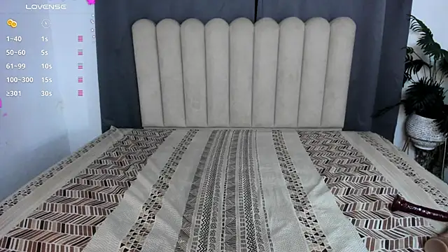 Snapshot of bahiya_aziz chatting on 27, 6, 2026 bahiya aziz online show from 27, 6, 2026