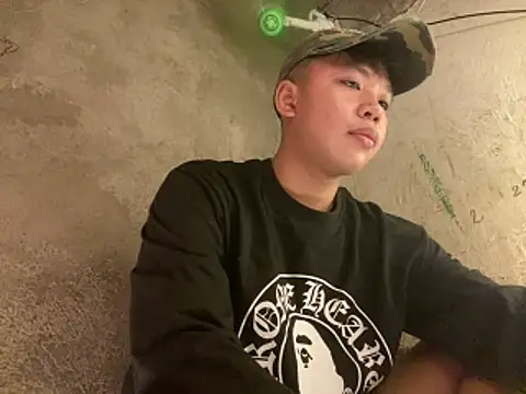 Snapshot of urasianrey chatting on 3, 4, 2026 urasianrey online show from 3, 4, 2026