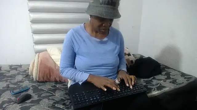 JoycyQueen online show from 11, 5, 2026