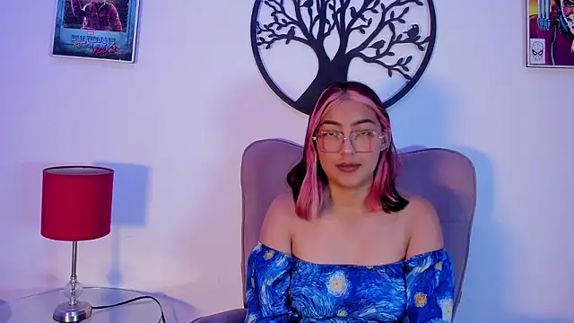 Snapshot of PinkyyPieee_ chatting on 10, 3, 2026 PinkyyPieee online show from 10, 3, 2026