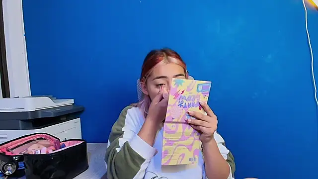 Snapshot of PinkyyPieee_ chatting on 16, 3, 2026 PinkyyPieee online show from 16, 3, 2026