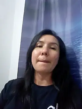 valeryvilla online show from 17, 3, 2026