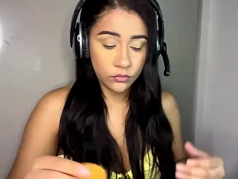 CarolyneSnellings online show from 18, 3, 2026