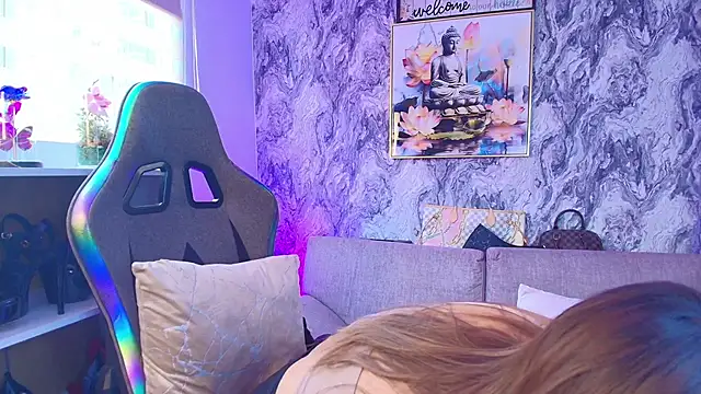 Snapshot of Katalina_Alvarezz chatting on 17, 4, 2026 Katalina Alvarezz online show from 17, 4, 2026