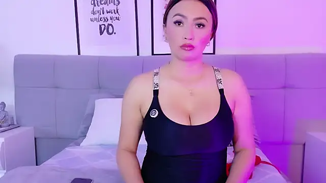 Snapshot of Katalina_Alvarezz chatting on 21, 5, 2026 Katalina Alvarezz online show from 21, 5, 2026