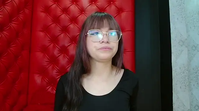 Snapshot of VeroBloomx chatting on 15, 3, 2026 VeroBloomx online show from 15, 3, 2026