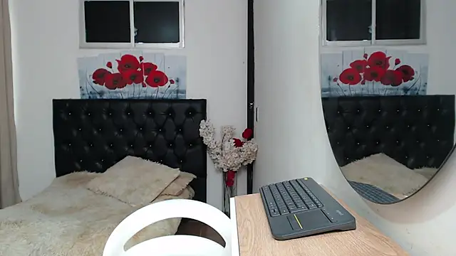 Snapshot of Tamar4_f00x chatting on 7, 5, 2026 Tamar4 f00x online show from 7, 5, 2026