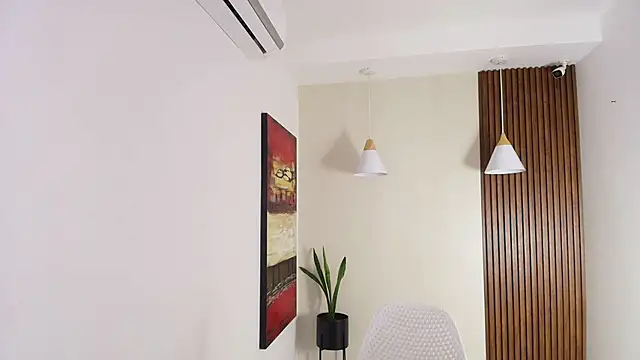 Astrid Black online show from 13, 3, 2026