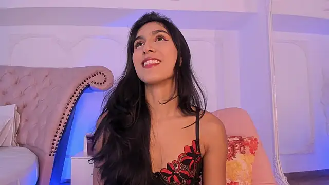 LucianaBlanco  online show from 6, 5, 2026