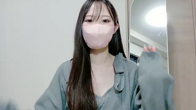 Snapshot of himachan_v chatting on 14, 4, 2026 himachan v online show from 14, 4, 2026