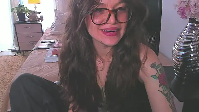 Tallulah Kinky online show from 16, 4, 2026