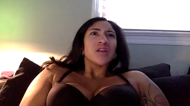 LatinaLoka online show from 9, 5, 2026