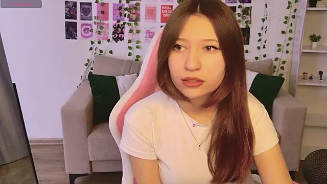 Snapshot of EvaMorries chatting on 18, 3, 2026 EvaMorries online show from 18, 3, 2026