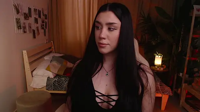 Winonna Ryder online show from 19, 3, 2026