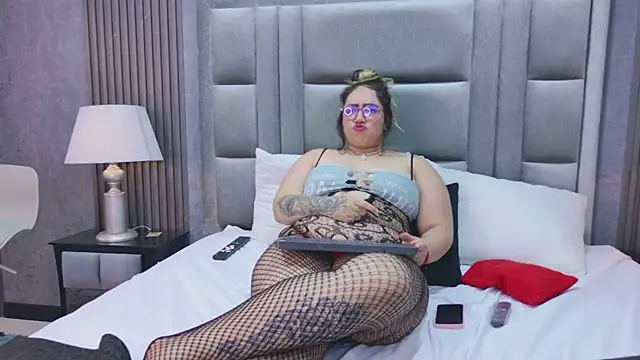 VioletMonroee online show from 21, 3, 2026