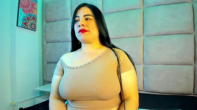 Emilyy Moon  online show from 23, 5, 2026