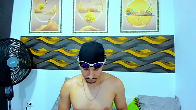 Leon Hotx online show from 11, 5, 2026