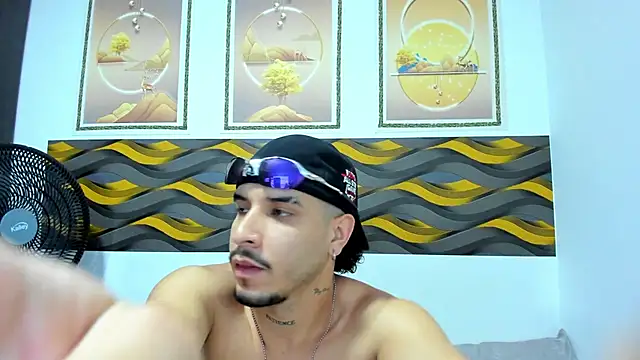 Leon Hotx online show from 12, 5, 2026