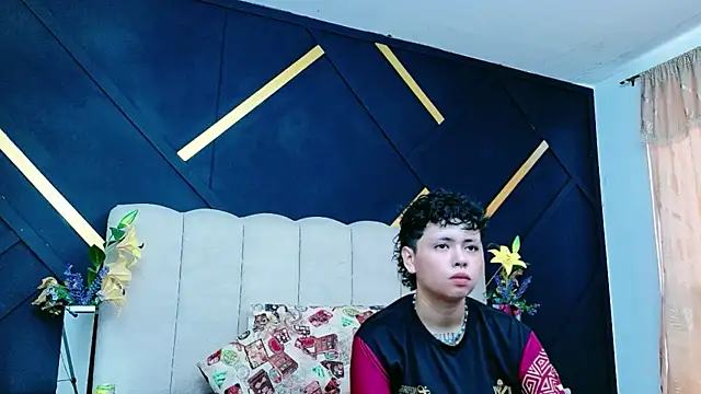 NikiEvanz online show from 4, 5, 2026