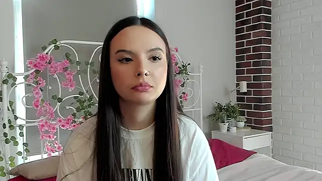 Snapshot of MeghanSkaer chatting on 22, 3, 2026 MeghanSkaer online show from 22, 3, 2026