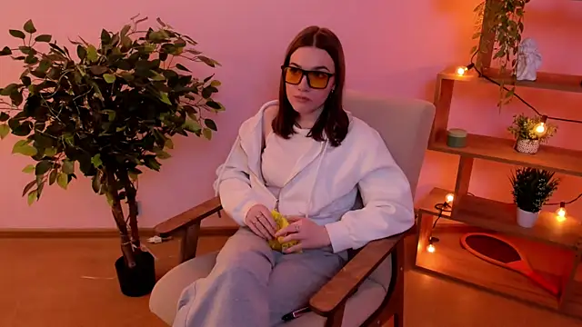 Snapshot of MaraBrookfieId chatting on 13, 3, 2026 MaraBrookfieId online show from 13, 3, 2026