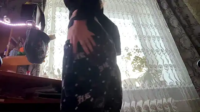 Alyssa Thornwod online show from 22, 3, 2026