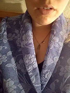 Snapshot of kitsuneniki chatting on 16, 3, 2026 kitsuneniki online show from 16, 3, 2026