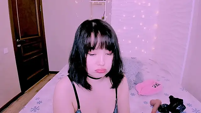 Snapshot of Akiko_Yun chatting on 10, 1, 2026 Akiko Yun online show from 10, 1, 2026