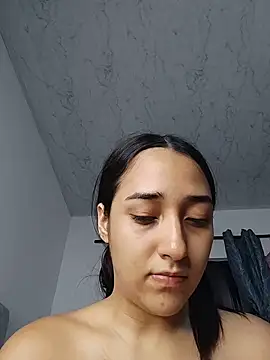 isabellaHill2 online show from 13, 5, 2026