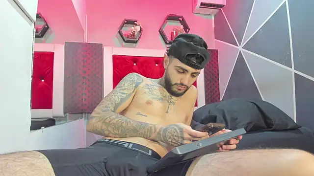 Snapshot of RyanJaramillo chatting on 21, 3, 2026 RyanJaramillo online show from 21, 3, 2026