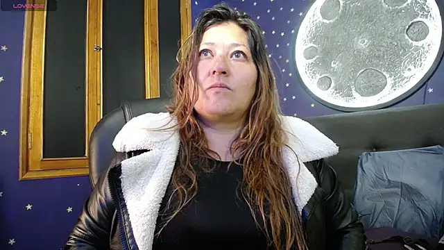 Stefanny red online show from 23, 3, 2026